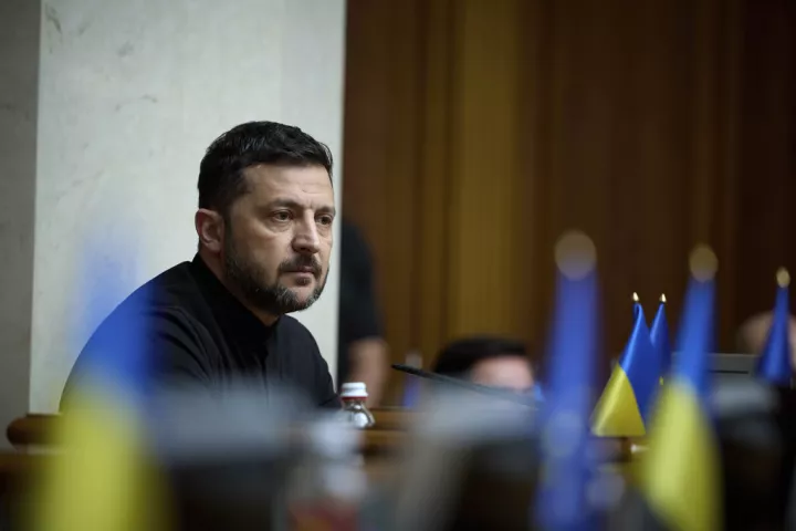Ζελένσκι: Ρωσική νυχτερινή επίθεση με δεκάδες πυραύλους και 300 drones - Σοβαρές ζημιές στο Σούμι