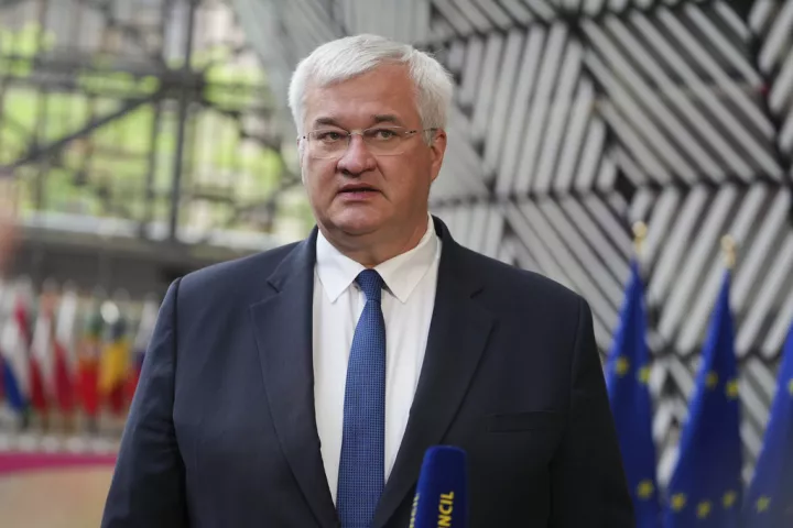 Το Κίεβο κατηγορεί τη Ρωσία ότι απευλαύνει Ουκρανούς στη Γεωργία