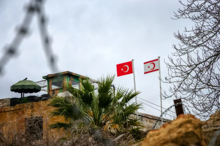 Προκαλεί η Τουρκία: Σύλληψη 5 ηλικιωμένων Ελληνοκυπρίων στα κατεχόμενα για «κατασκοπεία»