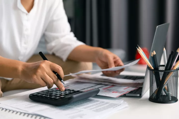 Λήγει τη Δευτέρα η προθεσμία υποβολής φορολογικών δηλώσεων - Τι θα γίνει με τη δεύτερη παράταση