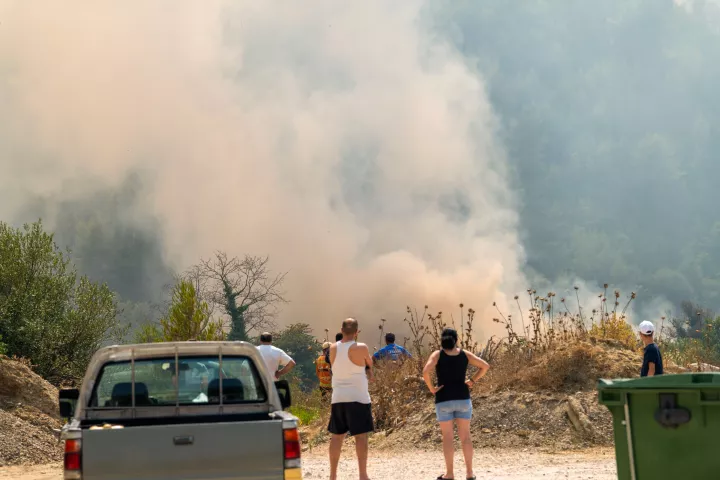 Φωτιά στο Γεράκι Αμαλιάδας: Ενισχύονται οι πυροσβεστικές δυνάμεις - Δεν απειλούνται κατοικημένες περιοχές (pics&vids)