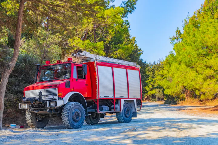 Θεσσαλονίκη: Φωτιά σε ξερά χόρτα στην περιοχή Παραλία Επανομής