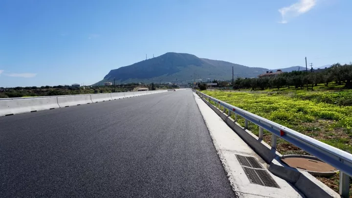 Σημαντικά μέτρα για τη μείωση των τροχαίων στον ΒΟΑΚ - Τι δήλωσαν Βολουδάκη, Μπακογιάννη και Μαρκογιαννάκης