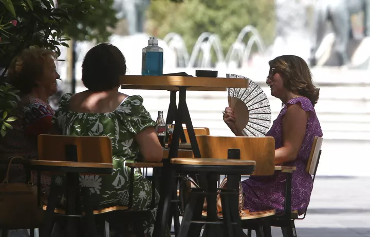 Βαλκάνια: Νέο κύμα καύσωνα, πυρκαγιές σε Βόρεια Μακεδονία και Κροατία