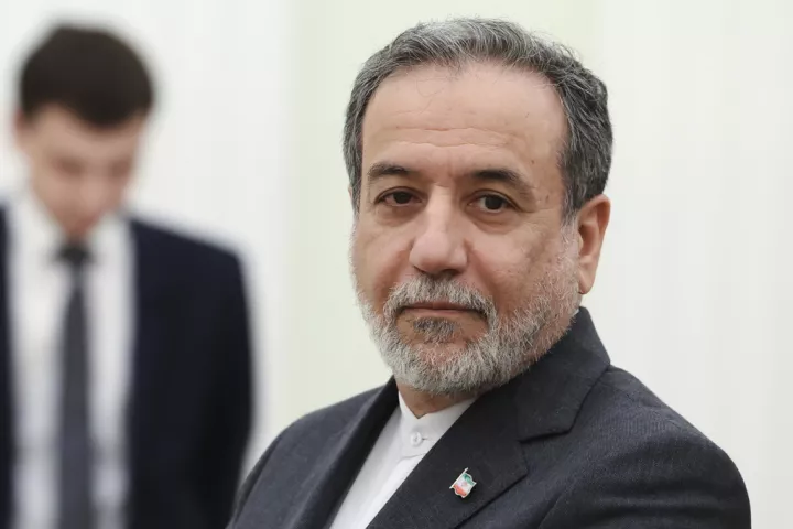 Αραγτσί (Ιρανός ΥΠΕΞ): Δεν θα σταματήσουμε τον εμπλουτισμό ουρανίου