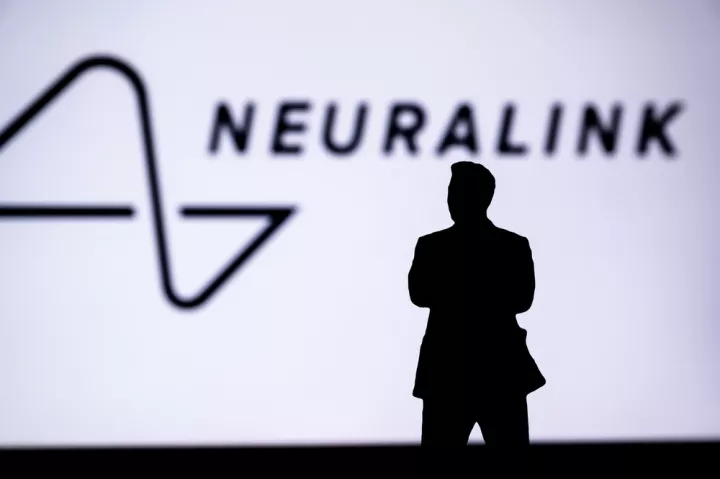 Neuralink: Η startup του Μασκ αξίας 9 δισ. αυτοπροσδιορίζεται ως «κοινωνικά και οικονομικά μειονεκτούσα»
