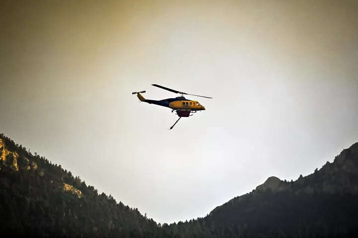 Βελτιωμένη η εικόνα της φωτιάς στον Νερόμυλο Μεσσηνίας - Ήχησε μήνυμα 112 για απομάκρυνση προς Καζάρμα