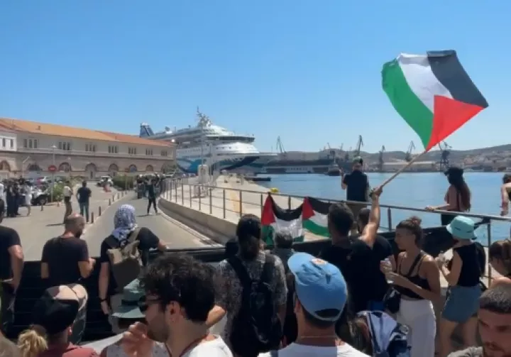 Οι Ροδίτες πήραν την κατάσταση στα χέρια τους