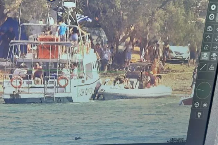 Φωτιά στα Κύθηρα: Απεγκλωβίστηκαν 138 πολίτες από τον Λημνιώνα, ανάμεσά τους ένα βρέφος