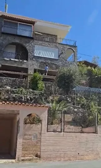 Κερατέα: Συνελήφθη άνδρας 51 ετών για εργασίες με τροχό - Του επιβλήθηκε και πρόστιμο 3.000 ευρώ Κερατέα: Συνελήφθη άνδρας 51 ετών για εργασίες με τροχό - Του επιβλήθηκε και πρόστιμο 3.000 ευρώ