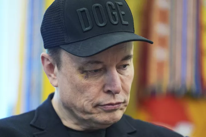 Το DOGE δημιούργησε εργαλείο Τεχνητής Νοημοσύνης για να μειώσει τις ομοσπονδιακές νομοθετικές ρυθμίσεις