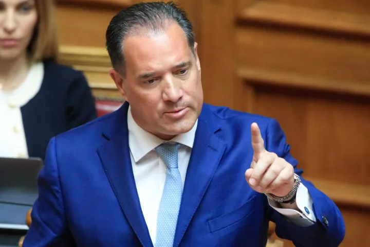 Οργισμένη αντίδραση Αδ. Γεωργιάδη για το περιστατικό με το «φακελάκι»: Να μη φοβάται κανείς να καταγγέλλει