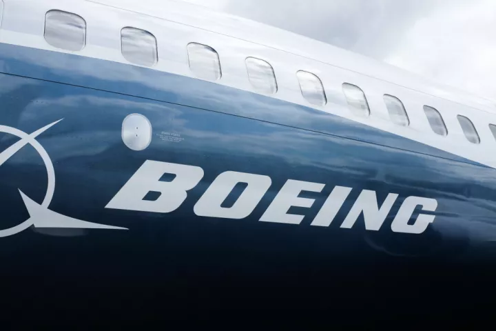 Η Boeing μειώνει τις ζημίες καθώς ο CEO της κάνει λόγο για «χρονιά καμπής»