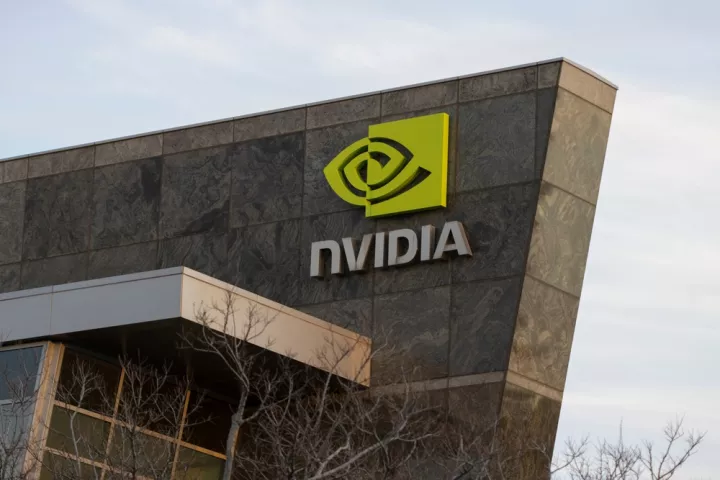 Χάσετ: Ο Τραμπ επιτρέπει τις εξαγωγές chips AI της Nvidia στην Κίνα