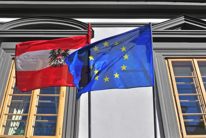 Παραίτηση Αυστριακού πρέσβη στην ΕΕ μετά από καταγγελίες για άσεμνο ιστολόγιο