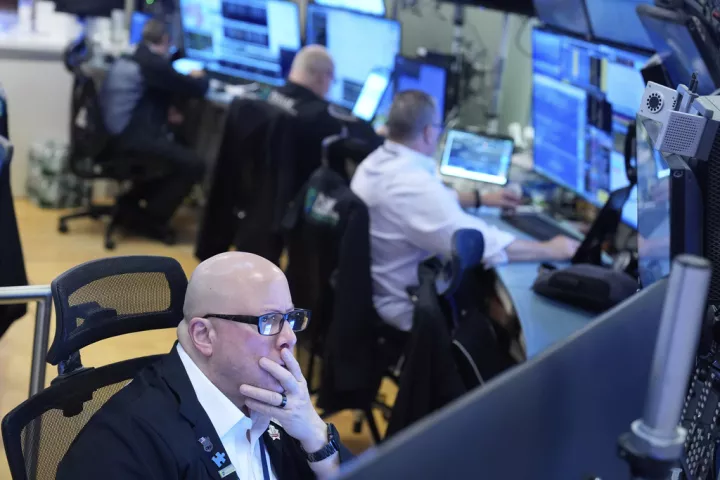 Wall Street: Τρίτη συνεχόμενη ημέρα απωλειών για τον S&P 500 - Meta και Microsoft δεν αναζωογόνησαν την αγορά 