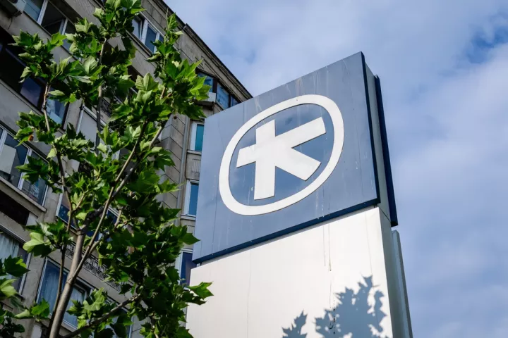 Alpha Bank: Κέρδη 517 εκατ. ευρώ στο α' εξάμηνο του 2025 - Προμέρισμα 111 εκατ. ευρώ το δ' τρίμηνο
