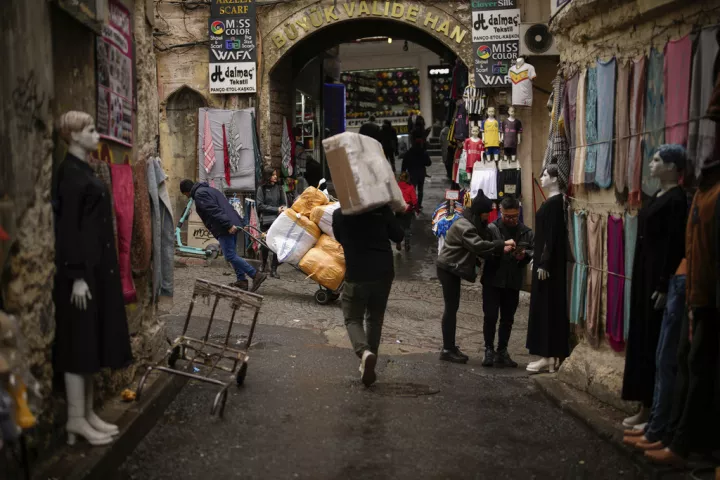 Τουρκία: Ετήσια μείωση 12,1% στο εμπορικό έλλειμμα τον Ιούλιο	