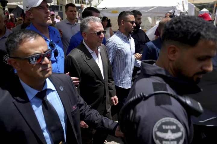 Ισραήλ: Ο Αμερικανός απεσταλμένος συναντήθηκε στο Τελ Αβίβ με οικογένειες Ισραηλινών ομήρων