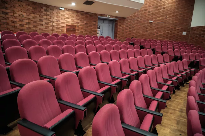 «Αιώνιοι» φοιτητές: Τι προβλέπει η νέα ρύθμιση του υπουργείου Παιδείας
