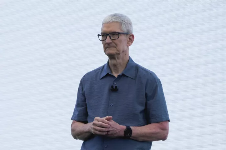 CEO της Apple προς εργαζόμενους: Πρέπει να κερδίσουμε στην Τεχνητή Νοημοσύνη