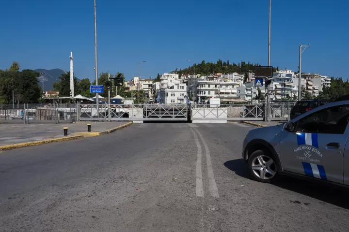 Άνοιξε και πάλι για πεζούς και οχήματα η παλαιά γέφυρα της Χαλκίδας