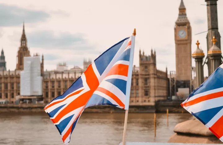 DW: Bregret - Μετάνιωσαν οι Βρετανοί το Brexit;