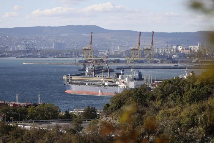 Οι ΗΠΑ ετοιμάζουν νέες κυρώσεις για τον «σκιώδη» στόλο πετρελαιοφόρων της Ρωσίας 