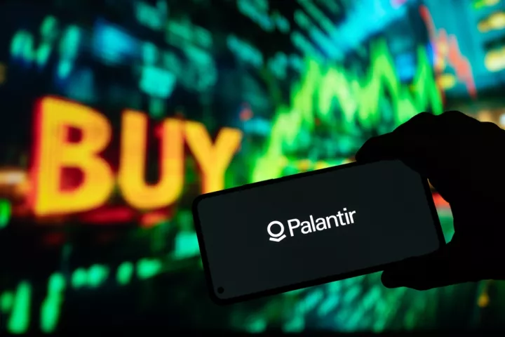 Palantir: Πώς η εταιρεία μιμήθηκε το στιλ Τραμπ και αύξησε τη μετοχή της κατά 600%