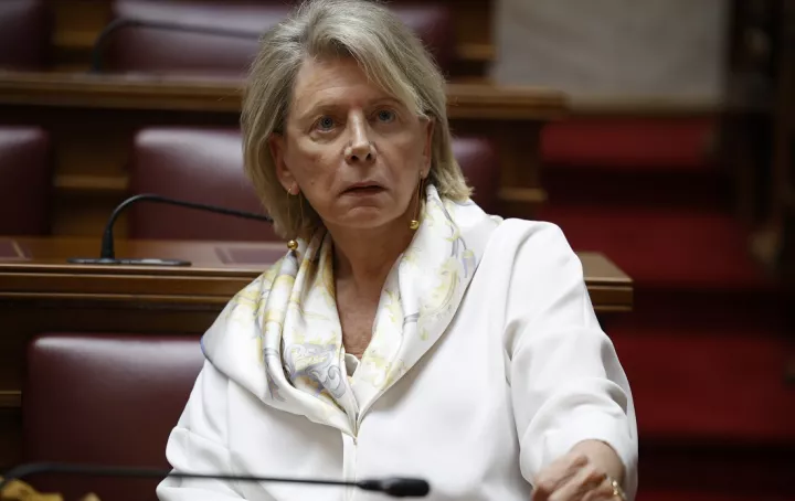 Φαραντούρης και Αρβανίτης βάλλουν κατά Ακρίτα για την επίθεση στον δημοσιογράφο Προβολισιάνο