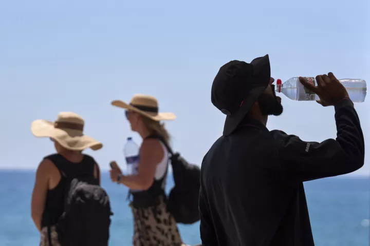 Ισπανία: Περισσότεροι από 1.000 θάνατοι αποδόθηκαν στον καύσωνα τον Ιούλιο	