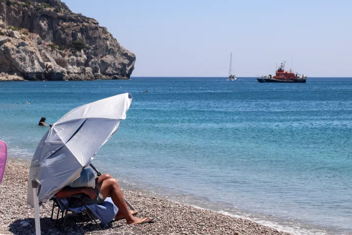 Οι περιοχές της Αττικής που απαγορεύεται το κολύμπι - Ανάμεσά τους σημεία σε Σούνιο και Ραφήνα