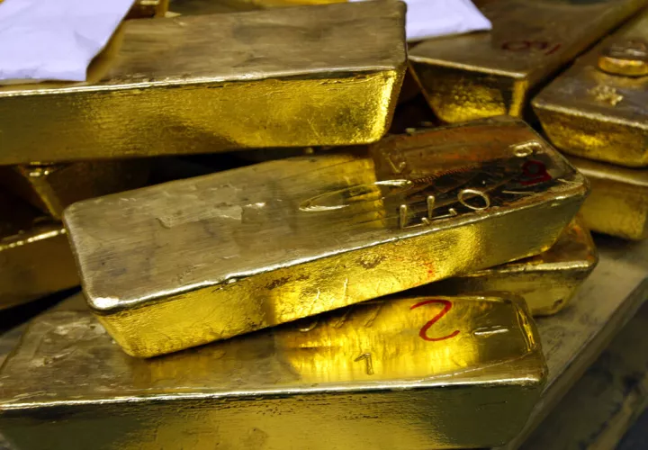 Με ισχυρή άνοδο προς τα 3.500 δολάρια ο χρυσός - Στο επίκεντρο οι δασμοί προς την Ελβετία