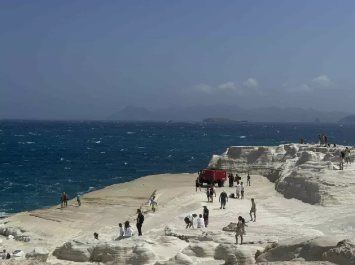 Τραγωδία στη Μήλο: Πνίγηκαν δύο άνθρωποι στο Σαρακήνικο