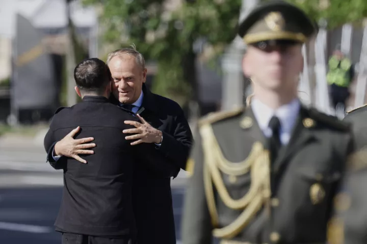 Τουσκ: Μια παύση του πολέμου στην Ουκρανία μπορεί να είναι κοντά