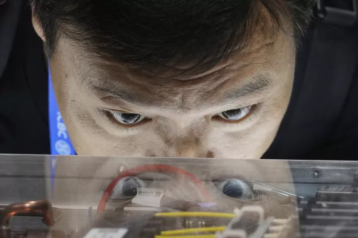 Η Κίνα «κλωτσάει» μετά τη συμφωνία της Nvidia με τον Τραμπ - «Μην χρησιμοποιείτε τα τσιπ H20»