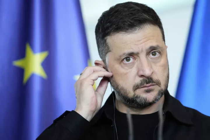 Βρετανία, Γαλλία και Γερμανία: Η Ρωσία δεν μπορεί να ασκήσει βέτο για ένταξη της Ουκρανίας σε NATO - ΕΕ