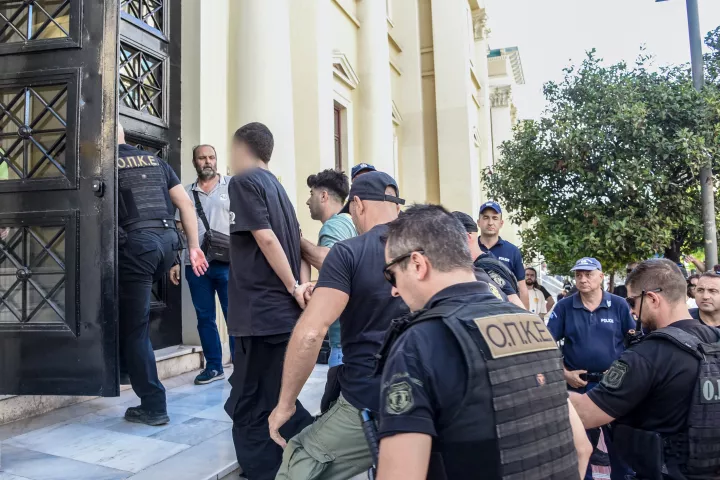 Πάτρα: Απολογούνται σήμερα οι δύο κατηγορούμενοι για εμπρησμό στην περιοχή Συχαινά
