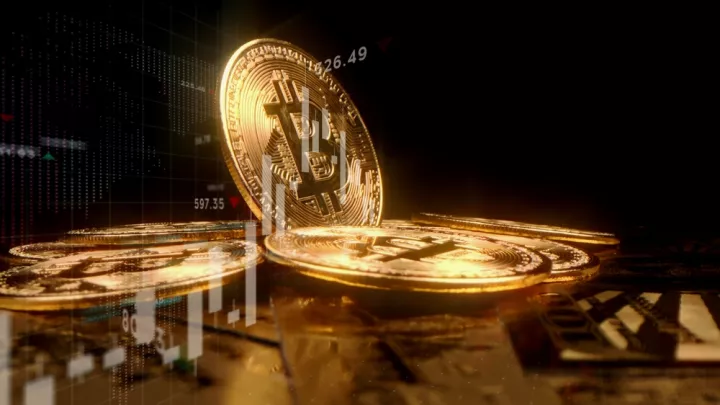 Ισχυρές απώλειες στο bitcoin, μετά τα ιστορικά υψηλά - Στα 115.000 δολάρια
