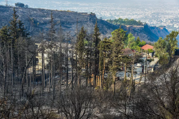 Πολύ υψηλός κίνδυνος πυρκαγιάς την Τετάρτη για τρεις περιφέρειες