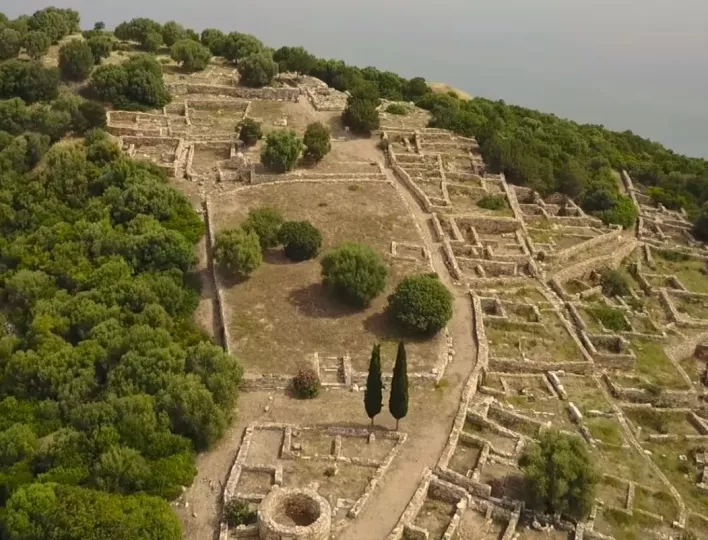 Καθολική προσβασιμότητα και πυροπροστασία στον αρχ. χώρο του Ραμνούντος στην Αττική