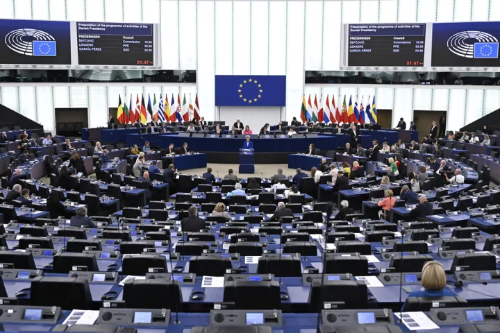 Το Ευρωκοινοβούλιο μηνύει την Κομισιόν για το αμυντικό πρόγραμμα SAFE