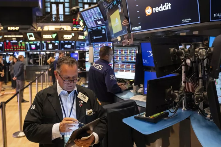 Μεικτά πρόσημα στη Wall - Κέρδη σε Nasdaq με οδηγό της Nvidia