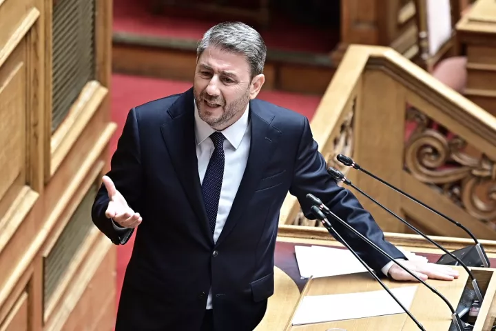 Κυβερνητικές πηγές κατά ΠΑΣΟΚ: Στα μαθήματα απλής αριθμητικής ή οικονομίας είναι ανεπίδεκτοι μαθήσεως