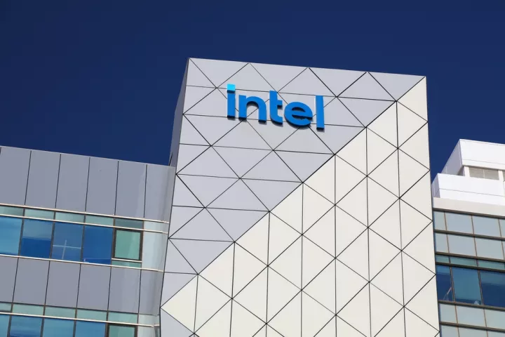 Θα σώσει την Intel η κρατική παρέμβαση του προέδρου Τραμπ;