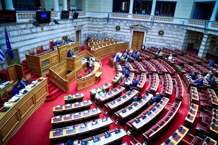 Ψηφίσθηκε το νομοσχέδιο του υπ. Εσωτερικών για την «Αναμόρφωση Πειθαρχικού Δικαίου» και η υπουργική τροπολογία