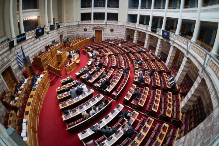 Βουλή: Κυρώθηκε η συνέχιση της Διακρατικής Συμφωνίας Ελλάδος-Αραβικών Εμιράτων, για την αποτροπή διπλής φορολόγησης