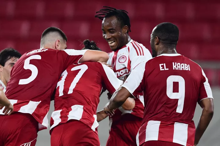 Επιλογές από Super League και Serie A
