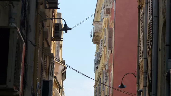 ΕΒΕΠ: Πως ορίζεται η μεσαία τάξη στην Ελλάδα του 2025 και πως συνδέεται με την μικρομεσαία επιχειρηματικότητα