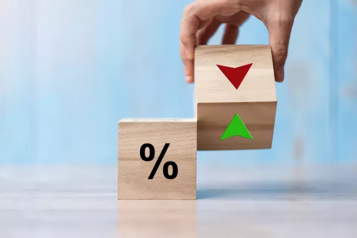 Στο 8,6% μειώθηκε η ανεργία στην Ελλάδα για το δεύτερο τρίμηνο του 2025